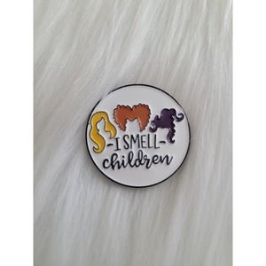 New‎ In Packaging I Smell Children Hocus Pocus Enamel Lapel Pin 1 Inch